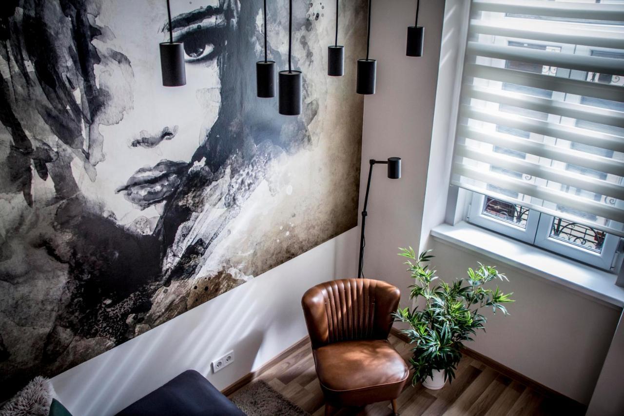 City Park Beauty With Ac, Wifi Budapeste Exterior foto